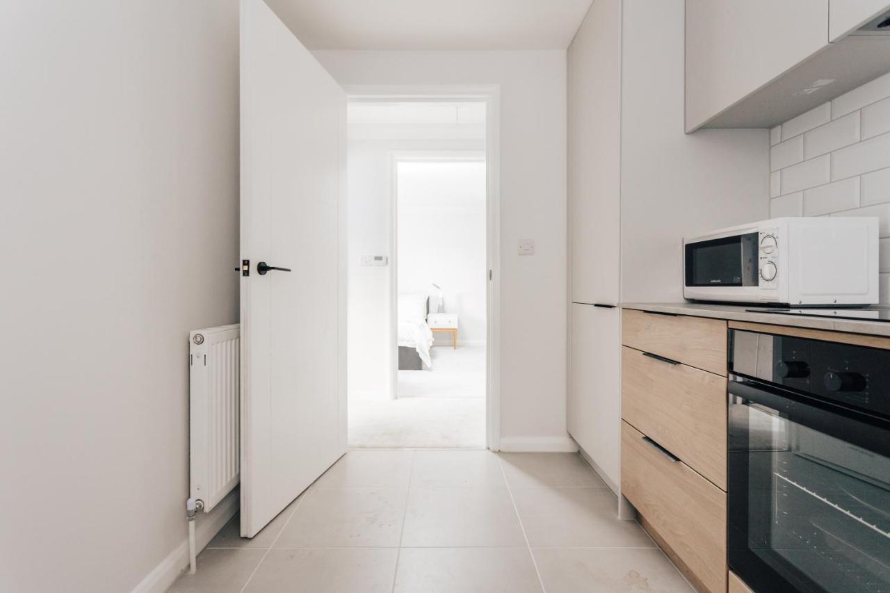 Premier Refurbished Flat Apartment